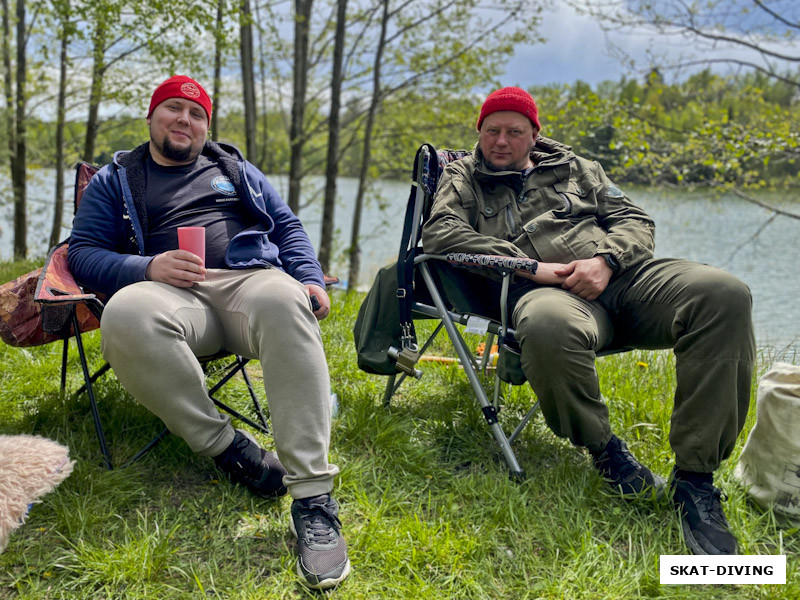 Черняков Дмитрий, Шукста Игорь, дайверу в запасе особенно важно носить красную шапку