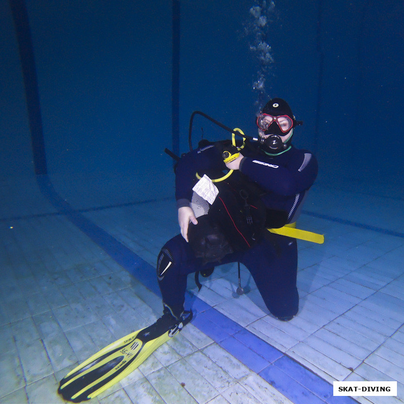 Ульянова Анастасия, легкий переход из аквалангиста во фридайверы возможен прямо под водой