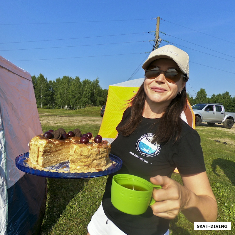 Волуева Марина, дай Бог здоровья этой женщине с ее выпечкой!