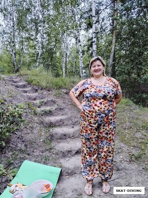 Платоненкова Ольга, в прекрасном наряде с прекрасной улыбкой