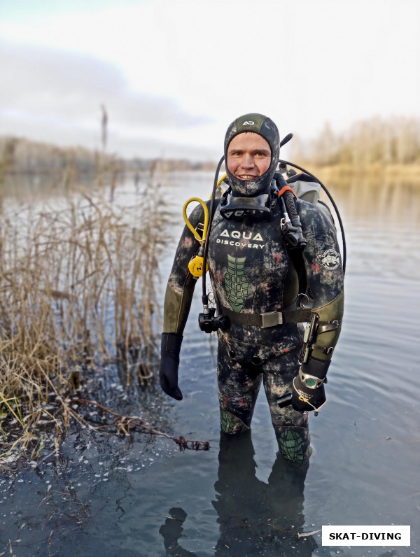 Розинкевич Игорь, как придти к сухому костюму? Правильно, побольше нырять в холодную воду в мокром!