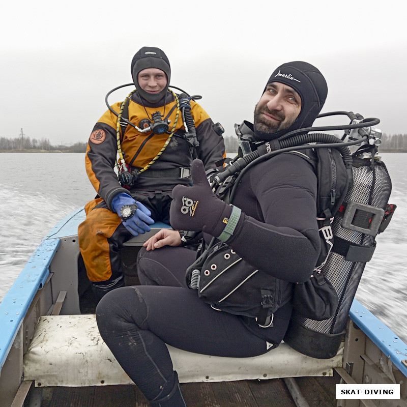 Щербаков Дмитрий, Афанаскин Александр, во время доставки к затопленному экскаватору