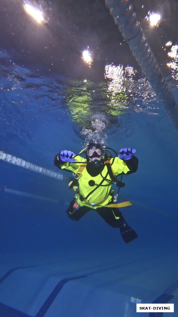 Парфенов Николай, если приблизиться к поверхности и задержать дыхание, можно увидеть свое отражение