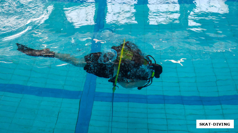 Еще один боец, вернувшийся с СВО без ноги мчит навстречу заветной медали