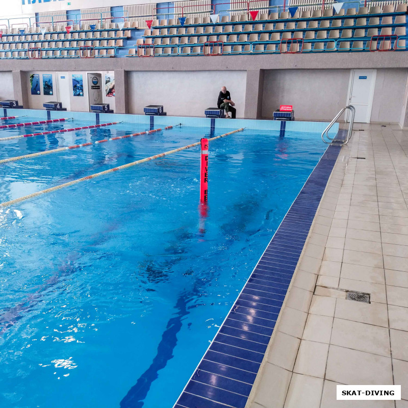 Тот самый буй, что команда запускает со дна при прохождении полосы препятствий