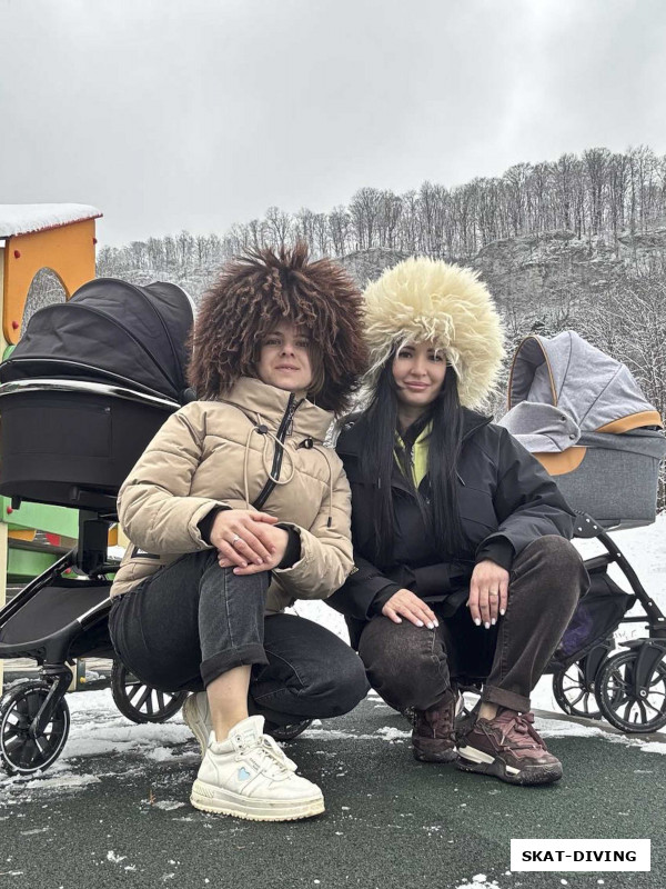 Романова Софья, Передельская Марина, кто там в России рожать не хочет, что там дети делаю с женской фигурой или красотой, да лучше нет женщины, чем многодетная мать, если, конечно, Бог дает...