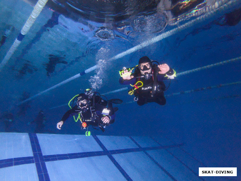 Афанаскин Александр, Шикун Вадим, дальше сухой костюм, с такой-то выправкой только туда...