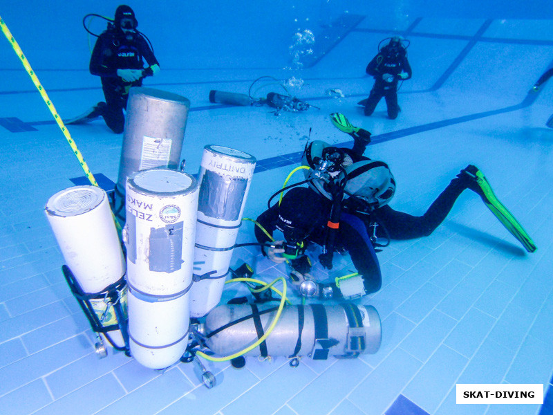 На неком удалении упражнение по поиску рабочего регулятора на задержке дыхания выглядит как-то так