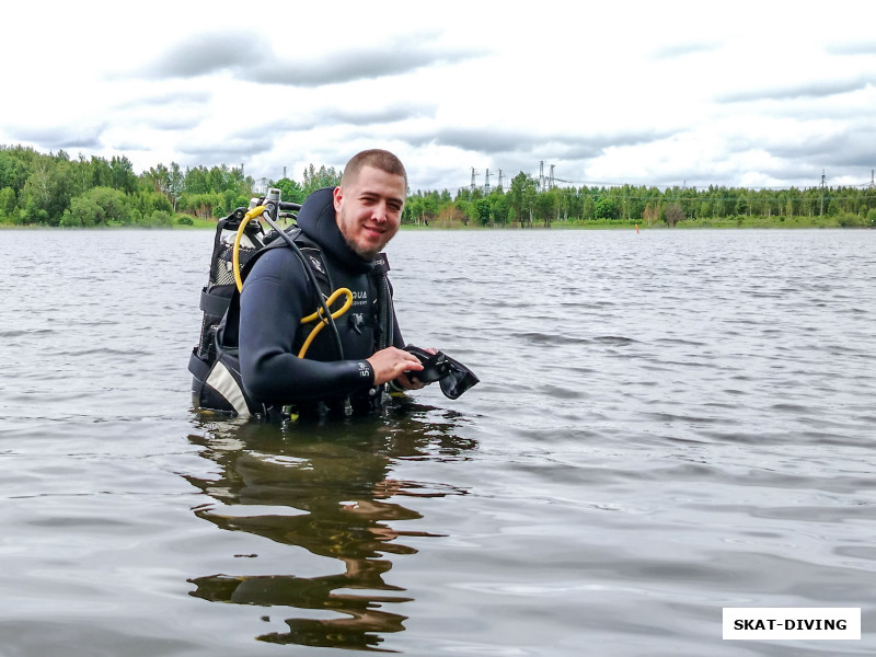 Сенченков Роман, приступил к сдаче открытой воды OWD, да сразу на водохранилище