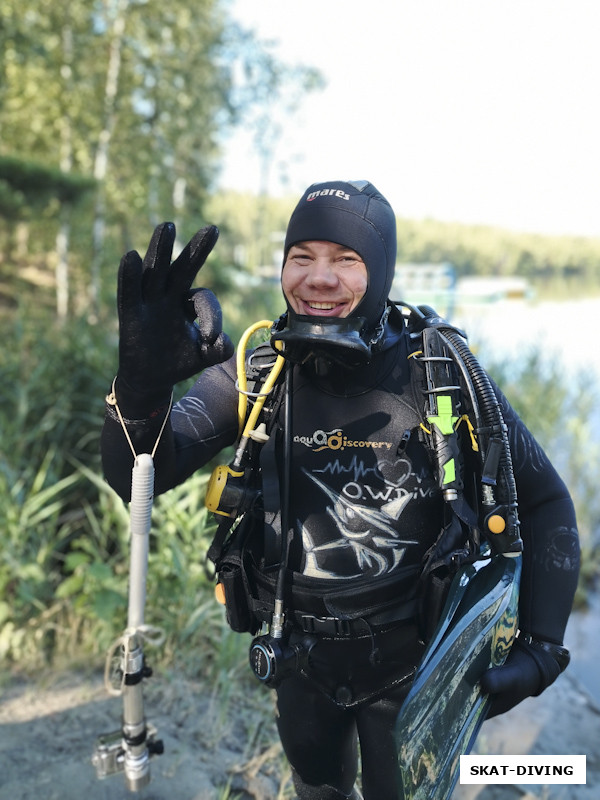 Петрухин Дмитрий, его постоянный напарник соскочил с выезда в тот момент, когда он собирал ему снаряжение