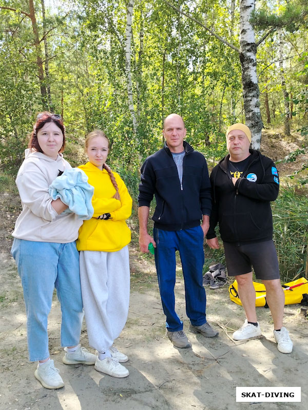 Хамеева Дарья, Хамеева Варвара, Хамеев Сергей, Мармылев Александр, вот так обучил семью и у тебя уже минимум три дайвера