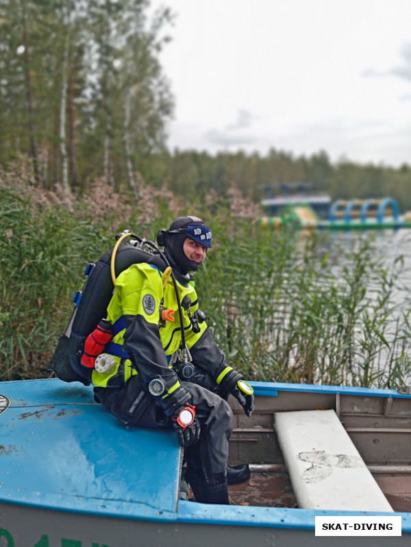 Вокрячко Сергей, вот так незаметно стал DRY SUIT дайвером, Голубое озеро его ждет