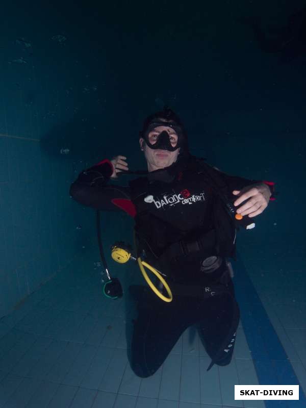 Николаенков Сергей, симуляция потери регулятора под водой