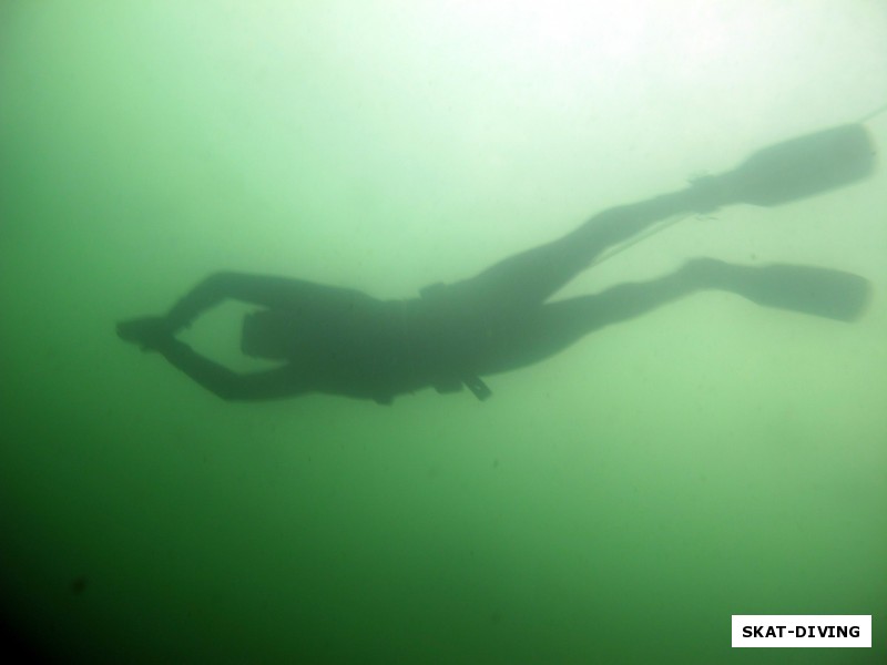 Шукста Игорь, скольжение на глубине около 5 метров