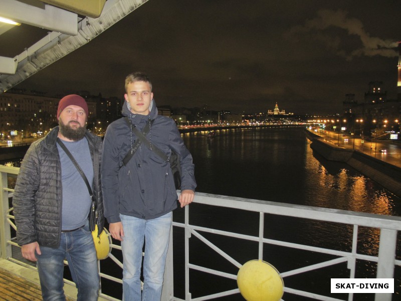 Зеленев Андрей, Зеленев Андрей, на прогулке у Киевского вокзала перед поездом домой