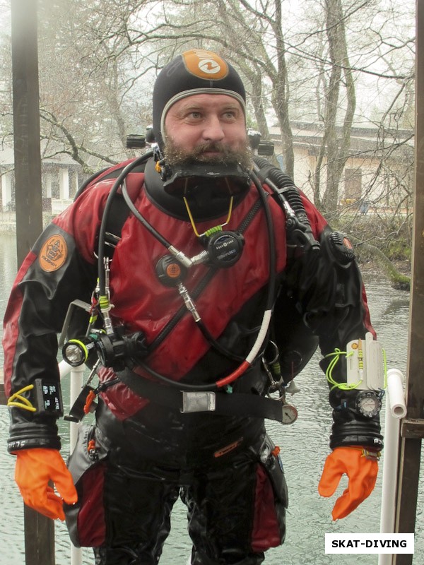 Зеленев Андрей, спуски проходили в рамках открытой воды по курсу «Advanced Nitrox Diver»