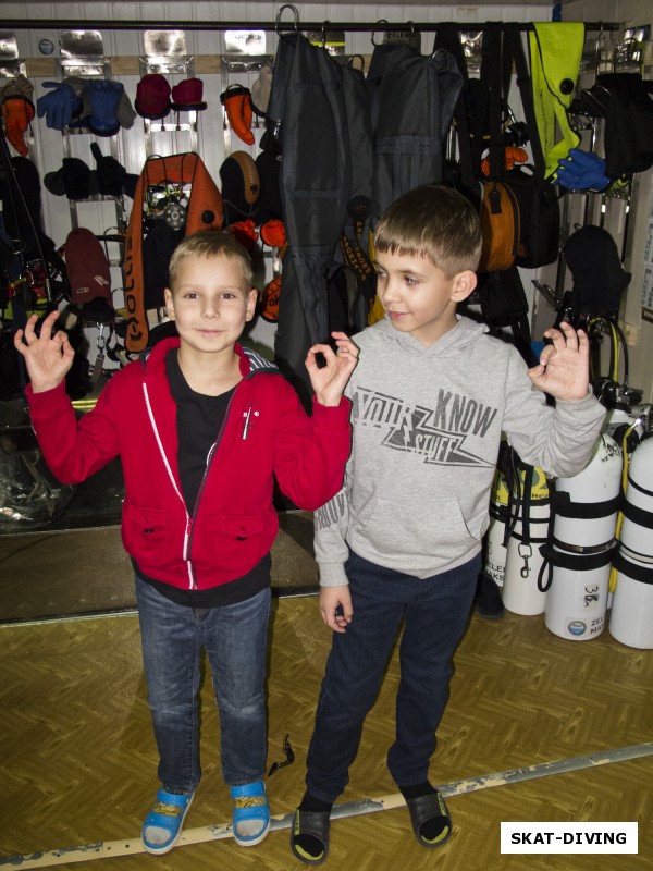 Красный Егор, Азаркин Михаил, дети клуба СКАТ активно готовятся к поездке в океанариум!