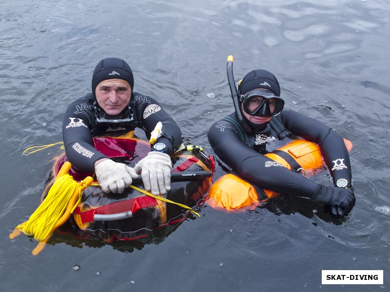 Матюшкин Алексей, Матюшкин Александр, завершили тренировку в прозрачной воде Круглого озера