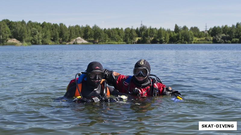 Федорук Дмитрий, Алешин Руслан, вот такая пара отправилась исследовать холодные слои озера