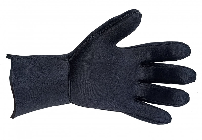 Внутренне покрытие из гиперэластичного материала «x-tend» позволяет с легкостью снимать и надевать перчатки