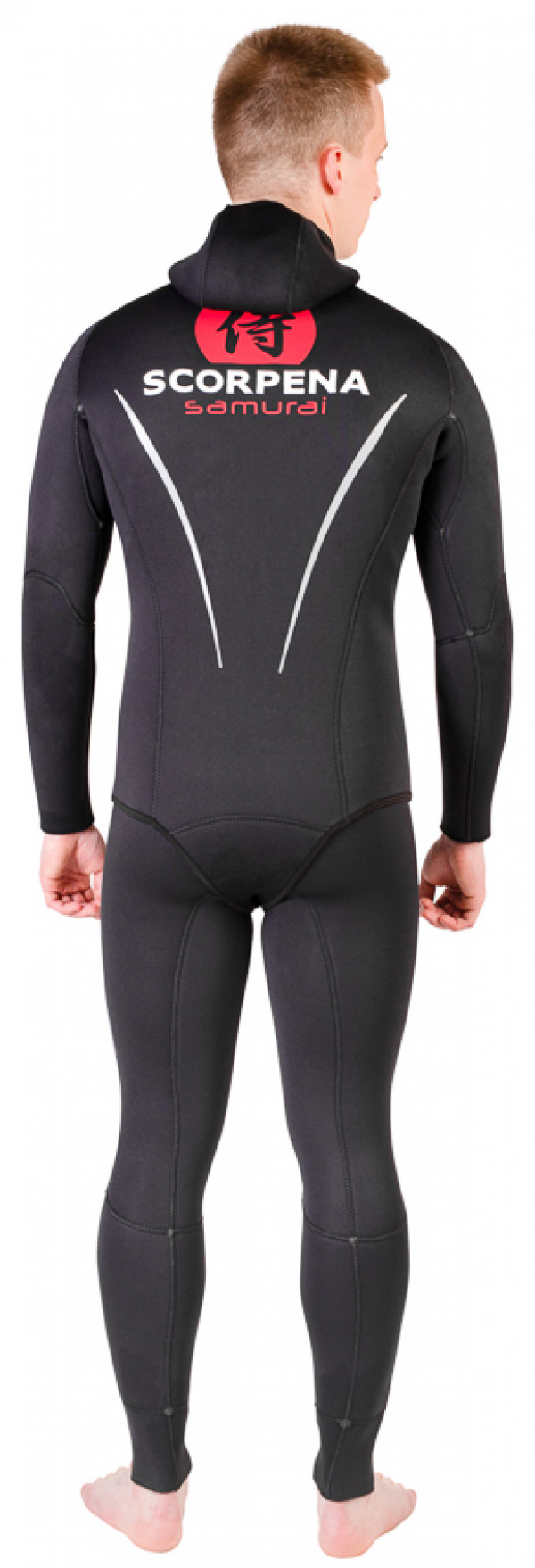 Классический костюм черного цвета для подводной охоты