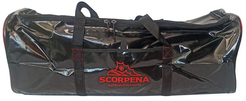 Сбоку сумки нанесен фирменный логотип «SCORPENA»