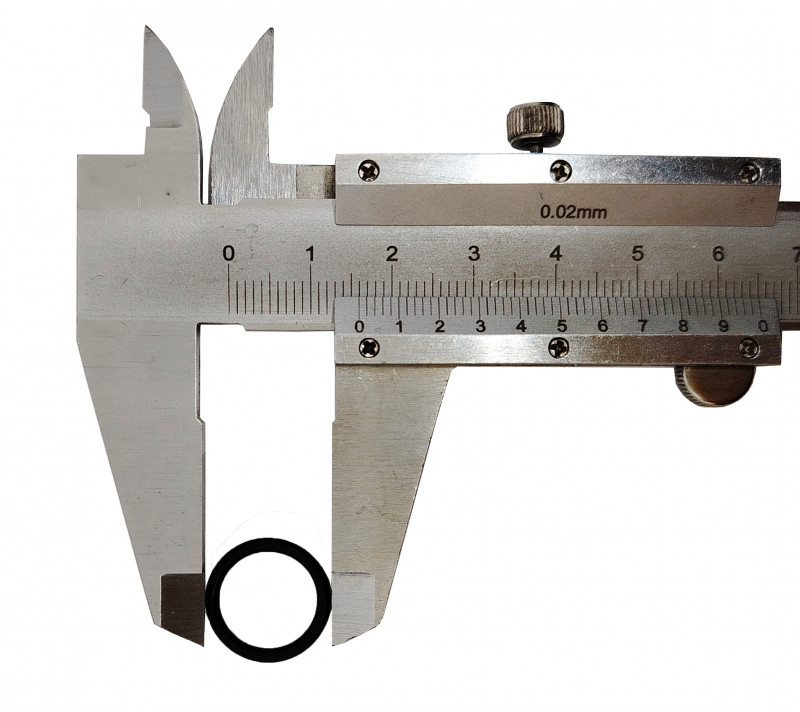 О-ринг внешним диаметром около 1.6см - 1шт.