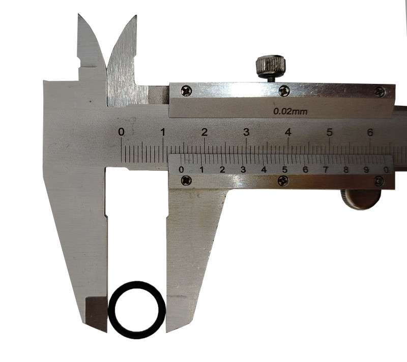 О-ринг внешним диаметром около 1.4см - 1шт.