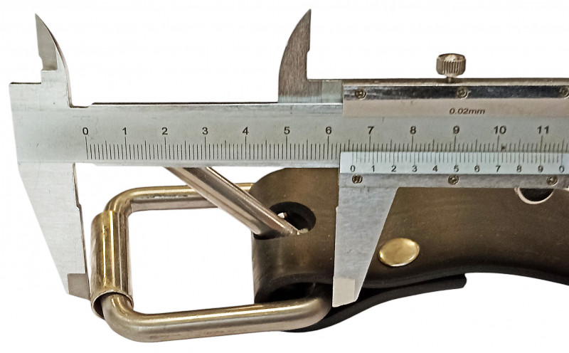 Типовая длина пряжки - 6.6см.