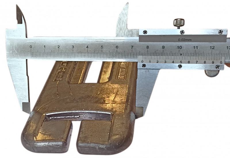 Ширина груза -7.7см.