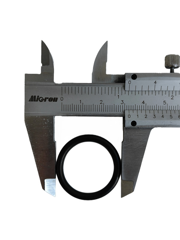 Внешний диаметр О-ринга - примерно 32мм. Внутренний диаметр - около 25мм.