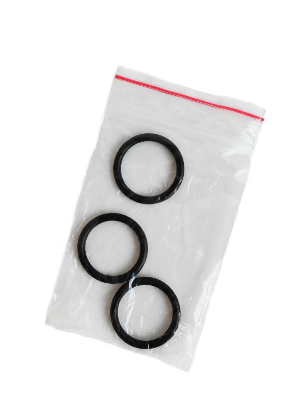 Продается в прозрачном зип-пакете.