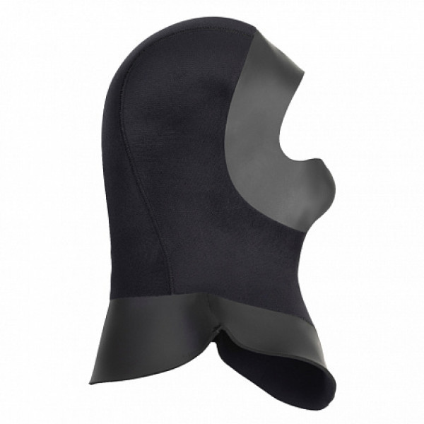 Широкая лицевая манжета и пелерина выполнены из неопрена чуть меньшей толщины, что повышает их растяжимость. Внутри эти детали сделаны гладкими для лучшей герметизации с кожей и предотвращения затекания воды.