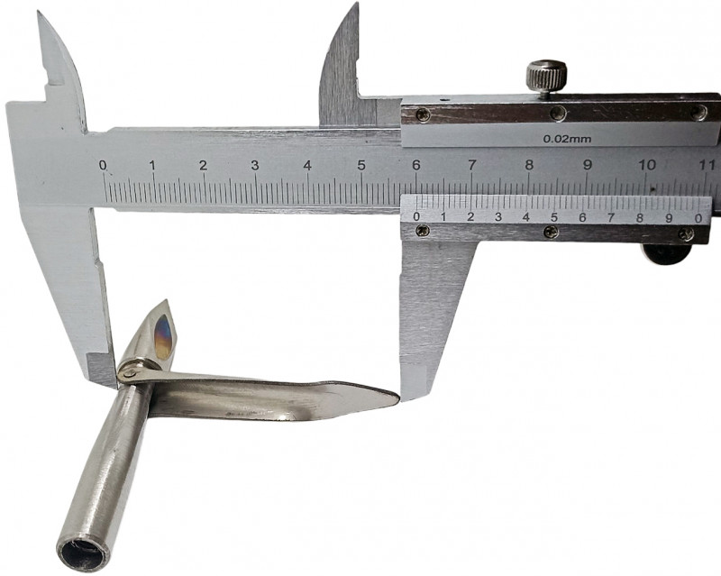 Длина лепестка (флажка) - приблизительно 6см.