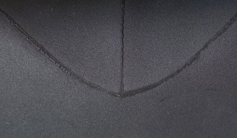 Состояние проклеенных швов и открытой поры хорошее.