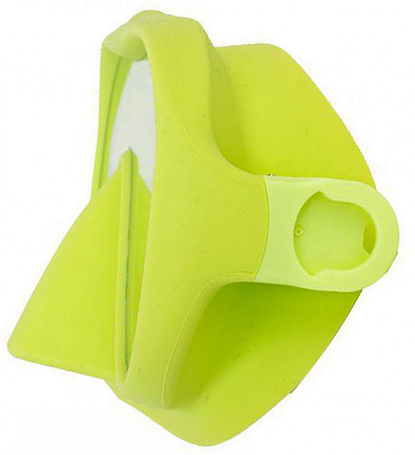 Съемный ремешок с пряжками крепится к силиконовой юбке маски, что сводит к минимуму вероятность их случайного повреждения, а также позволяет компактно сложить ее для перевозки.