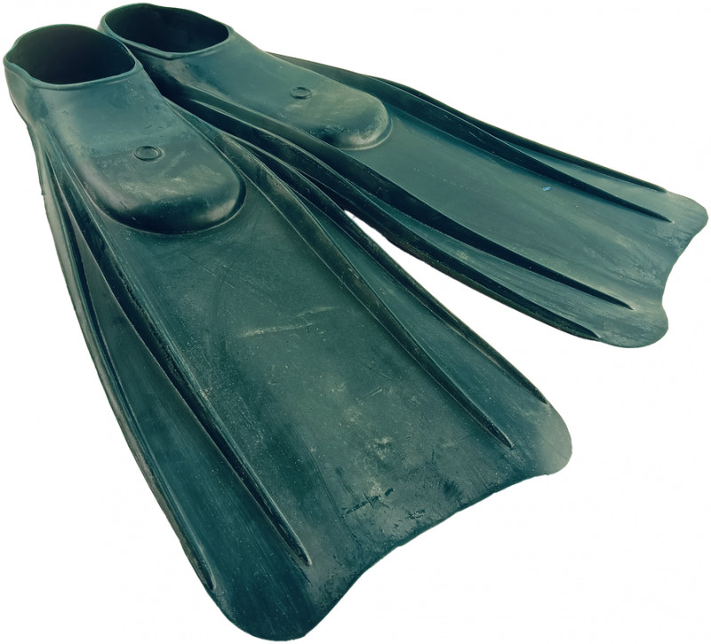 Популярные отечественные резиновые ласты, которые отлично подходят для активного отдыха, спортивного плавания, а также для фридайвинга и подводной охоты.