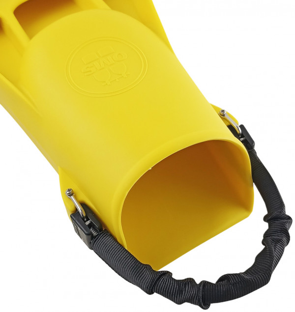 Калоши с глубоким вырезом позволяют ноге чувствовать себя максимально комфортно даже в сухом костюме.