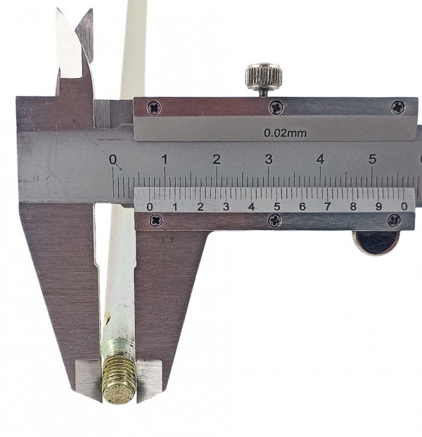 Диаметр резьбы под наконечник - 7мм.
