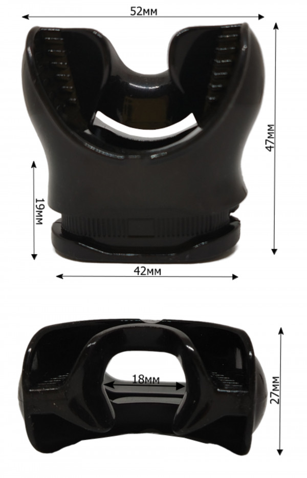 Выполнен из плотного гипоаллергенного глянцевого силикона с анатомическими пропорциями.