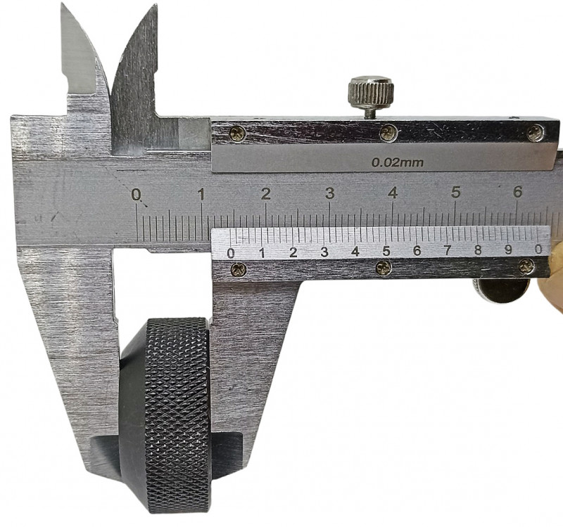 Высота гайки около - 1.4см.