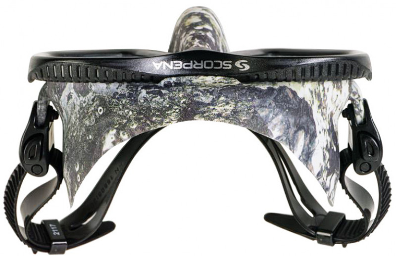 Благодаря минимальному подмасочному пространству эта маска считается идеальным выбором для фридайверов и охотников, которые предпочитают погружаться на большие глубины.