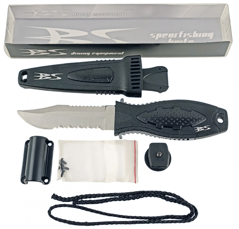 Продается в фирменной упаковке. В комплекте: нож, ножны, винт с пластиковой шайбой, адаптер на шланг с винтами, веревка (темляк) на руку.