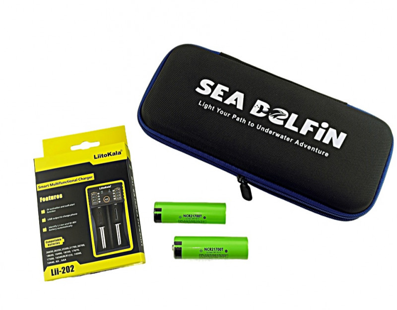 Продается готовый к эксплуатации комплект от производителя: фонарь в фирменной упаковке, зарядное «LII-202» и два аккумулятора «21700» (5000mAh 3.7V).