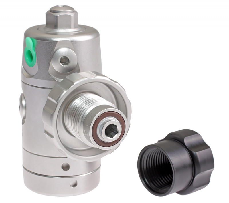 Совместимость с Nitrox: поддержка газовых смесей с содержанием кислорода до 40 %. Рабочее давление до 300 бар.