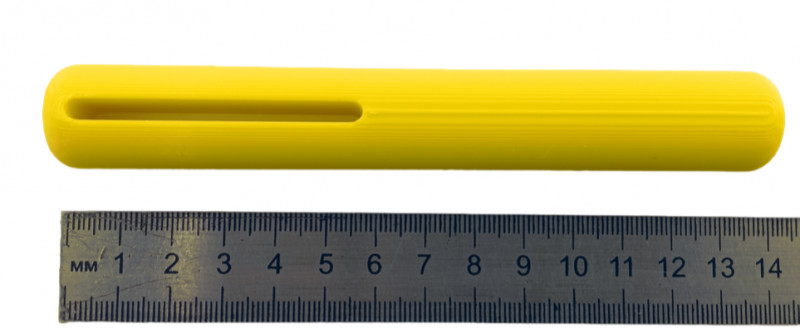 Общая длина палочки составляет около 14.5см.