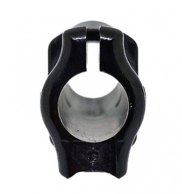 Внутренний диаметр посадки на ствол ружья - 1.2см.