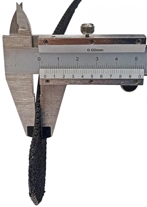 Толщина пояса примерно - 3мм.