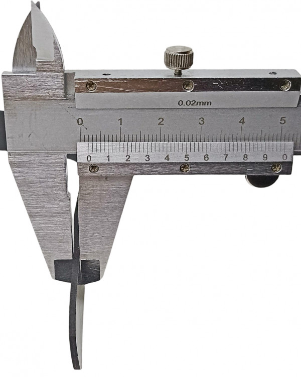 Толщины резинового ремешка около - 2мм.