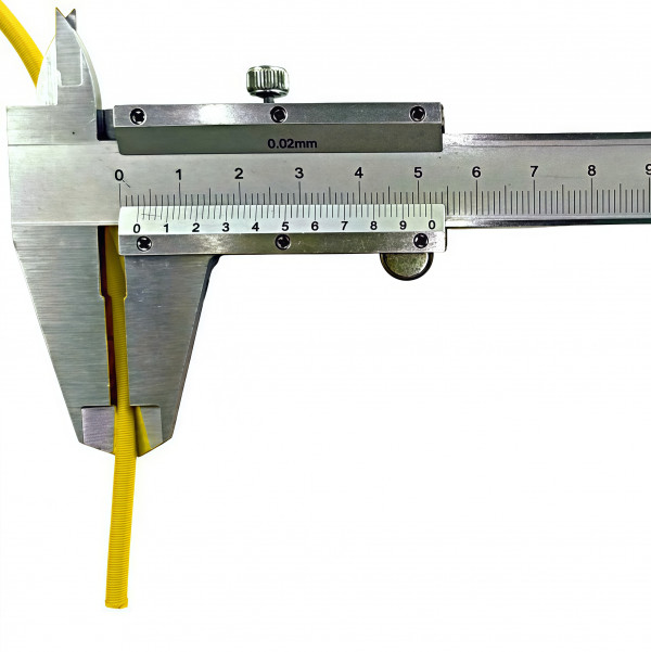 Диаметр резинки - около 3мм.